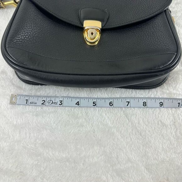 Vintage Dooney & Bourke Pebbled Leather Push Lock Shoulder Bag Classic Black - Picture 12 of 14